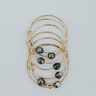 Ti Leaf Bangle - Tahitian Pearl