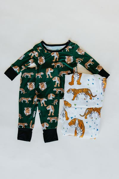 Wings Hawaii keiki pajamas tiger design with tiger baby swaddle