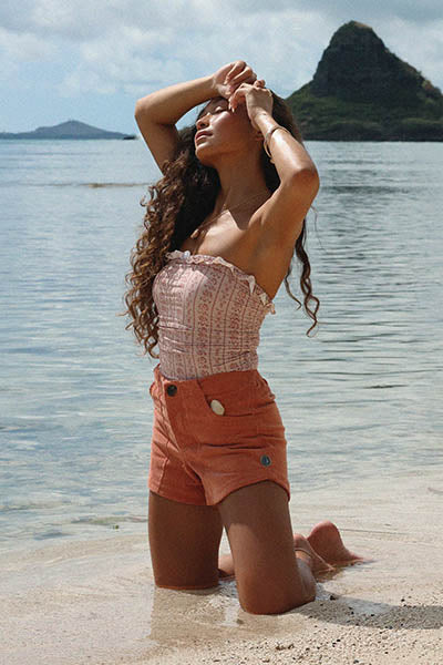 Wings Hawaii retro pocket shorts in coral orange corduroy