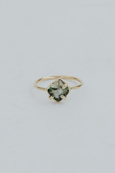 Prong Set Gemstone Ring - Sunstone 14k