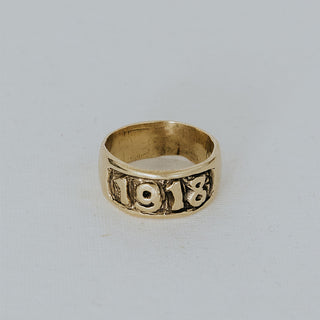 1918 Buried Treasure Ring
