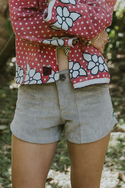 Retro Pocket Shorts - Khaki Corduroy