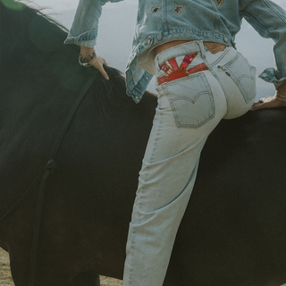 Sun Pocket Levi's Jeans - #55