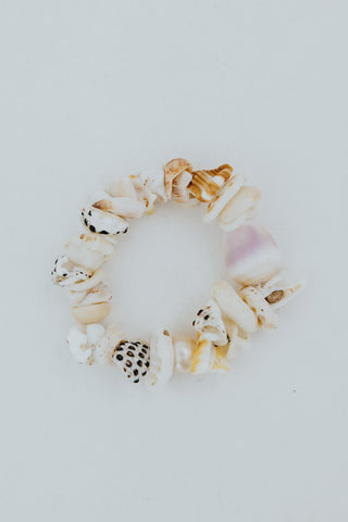Wings Hawaii shell pile bracelet with white freshwater pearl