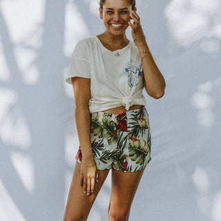 Blooming Heart Tee - Natural