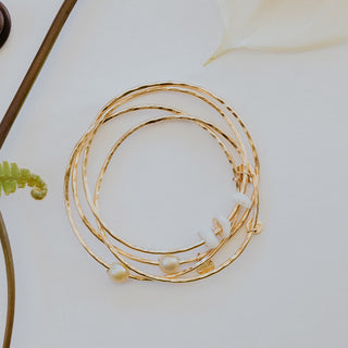 Ti Leaf Bangle - Triple Puka Shell