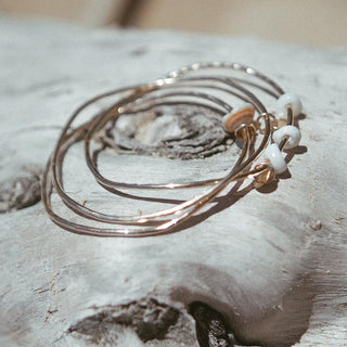 Maui Hawaii Paia Hawaiian Bangle Gold shells pearl boho retro