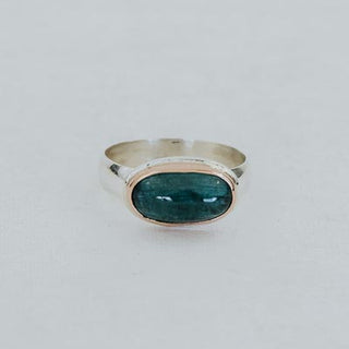 Wings Hawaii cats eye tourmaline horizon ring in 14k rose gold