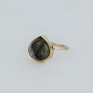 Dew Drop Ring - Labradorite 14k