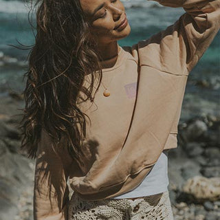 Island Map Pullover - Camel