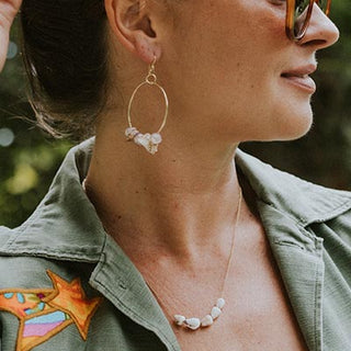 Shell Lei Hoop Earrings - Pink Pearl