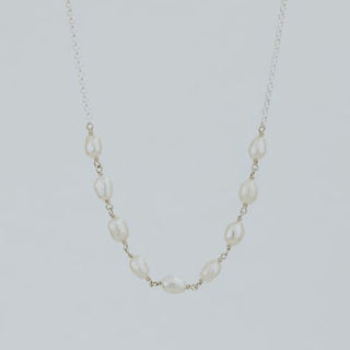 Nine Pearl Choker