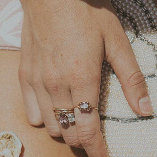 Oval Sunstone Ring - 14K Rose Gold