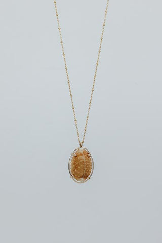 Prong Set Shell Necklace - Granulated Cowrie