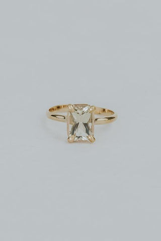 Wings Hawaii prong-set sunstone ring in 14k gold