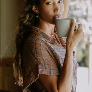 Mauve oversized plaid blouse with capped sleeve