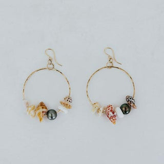 Shell Lei Hoop Earrings - Tahitian Pearl