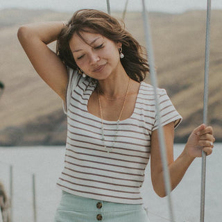 U Neck Cropped Tee - Beige Stripe