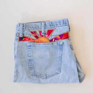 Sun Pocket Wrangler Jeans - #32