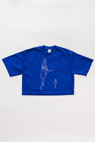Wings Hawaii whale dance cropped tee clue - front