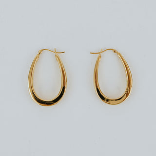 Oval Hoop Earrings - 14k
